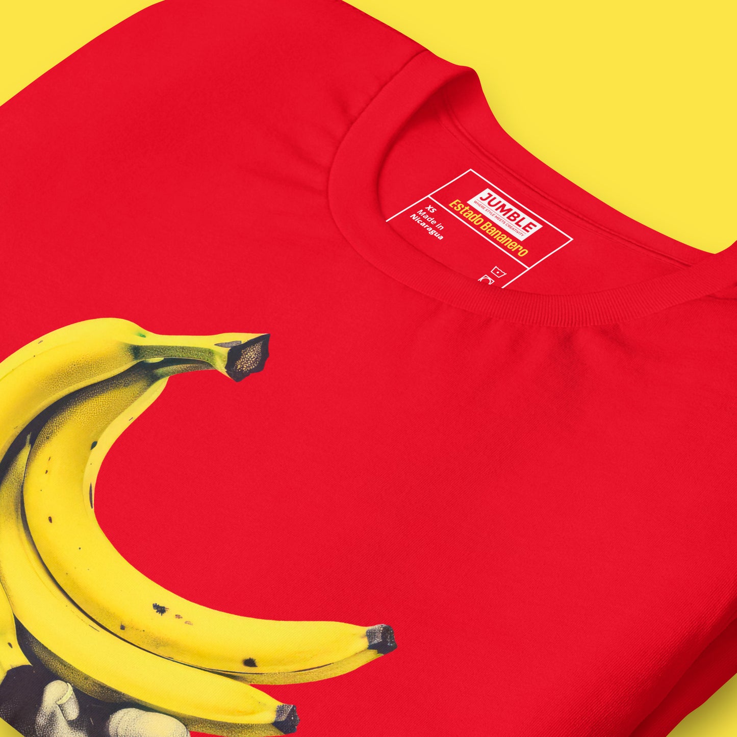 Unisex "Estado Banenero" T-Shirt in Red  - Close up folded