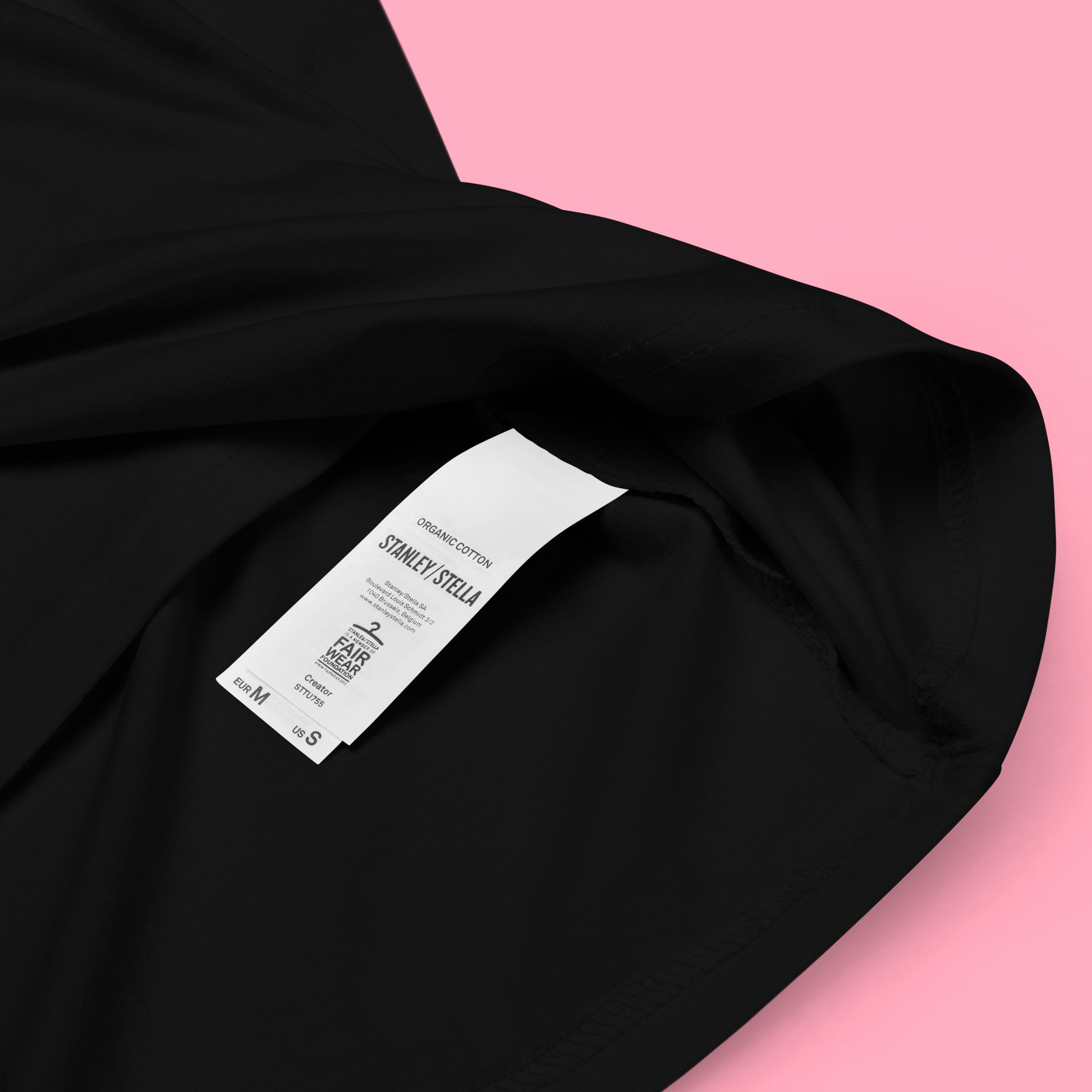 closeup of organic cotton label on Pretty in Pink Unisex organic cotton t-shirt